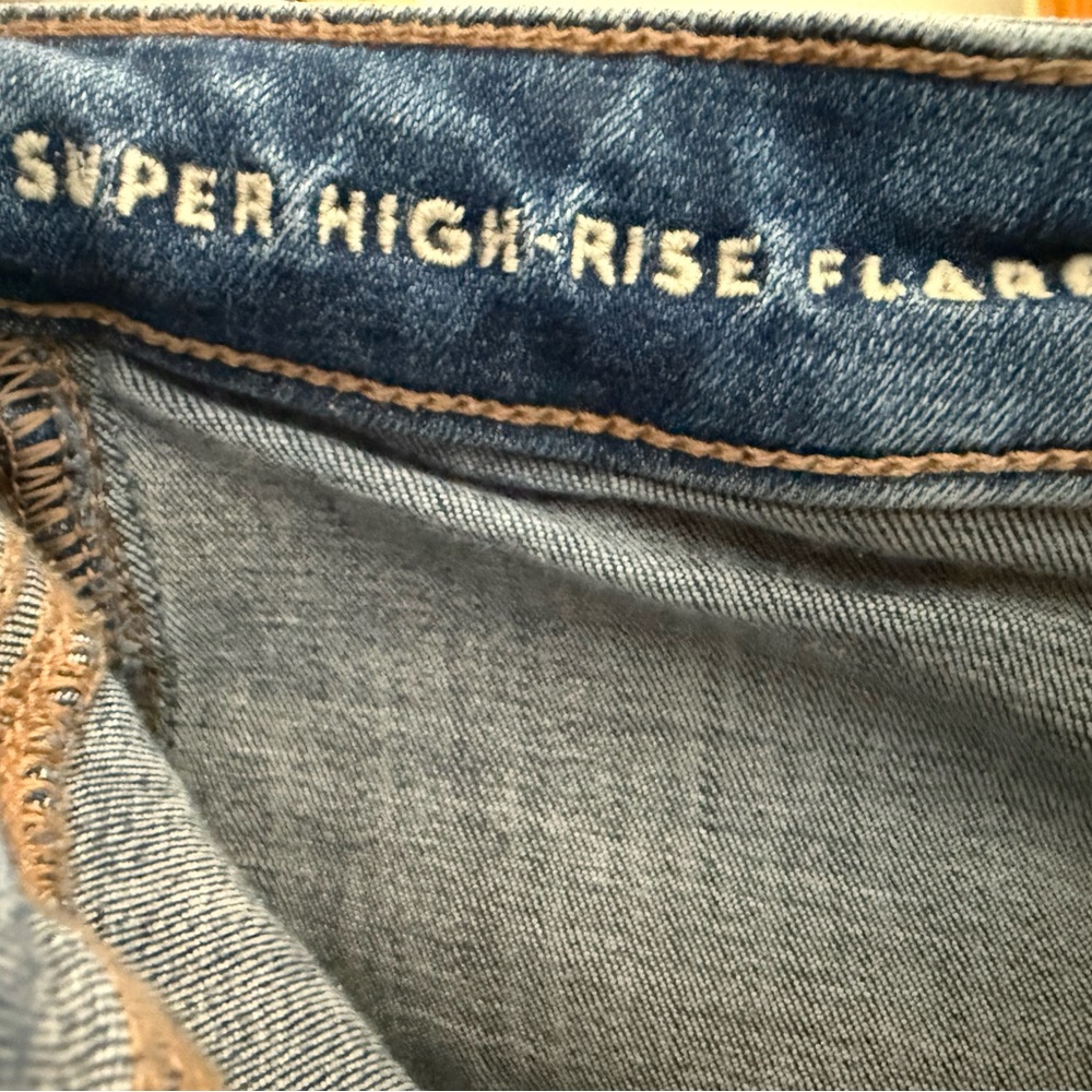 American Eagle Outfitters High Rise Blue Jeans - Picture 5 of 6